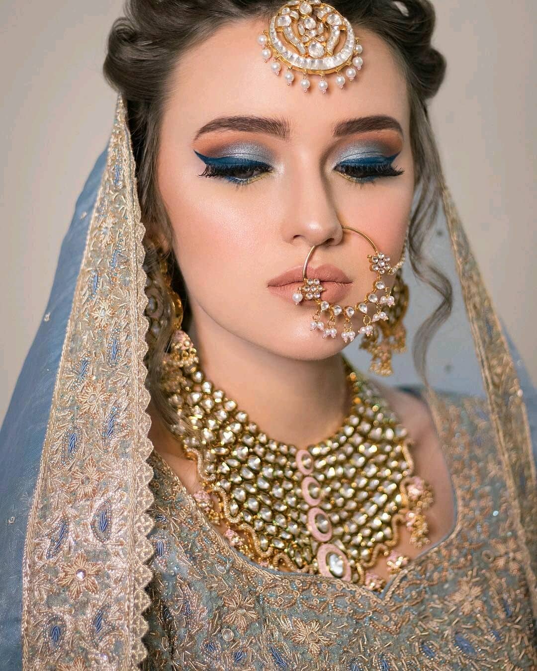 5 Statement-Making Coloured Eyeliners For Brides-To-Be | HerZindagi