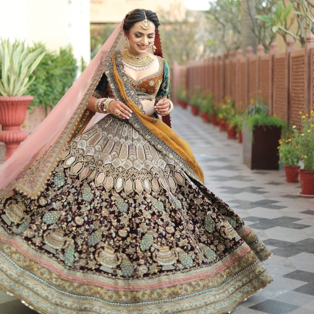 Real Brides Who Picked Marwar Couture Lehengas & Looked Like Royalties