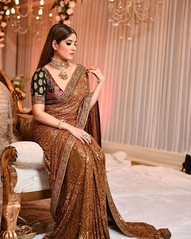 12 Stylish Saree Images For You To Wear On Your Bff's Wedding