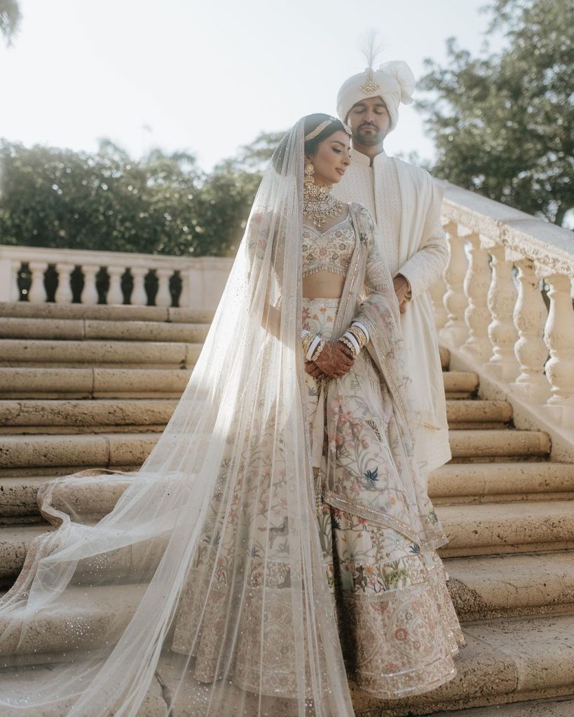 Influencer Bride Wore Unique Pastel Lehenga With Customised Long Veil,  Flaunts Her Shell 'Kaleeras'