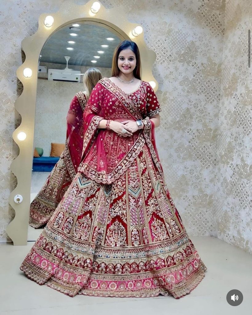 Pretty off white bridal lehenga for wedding. See more on wedmegood.com  #wedmegood #indianweddi… | Indian bridal dress, Indian bridal outfits,  Indian bridal lehenga