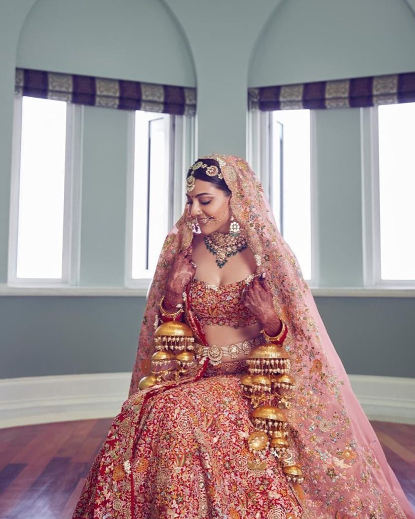 Bride in teal lehenga with stunning diamond jewelry! | Lehenga jewellery,  Bridal lehenga, Bridal lehenga designs