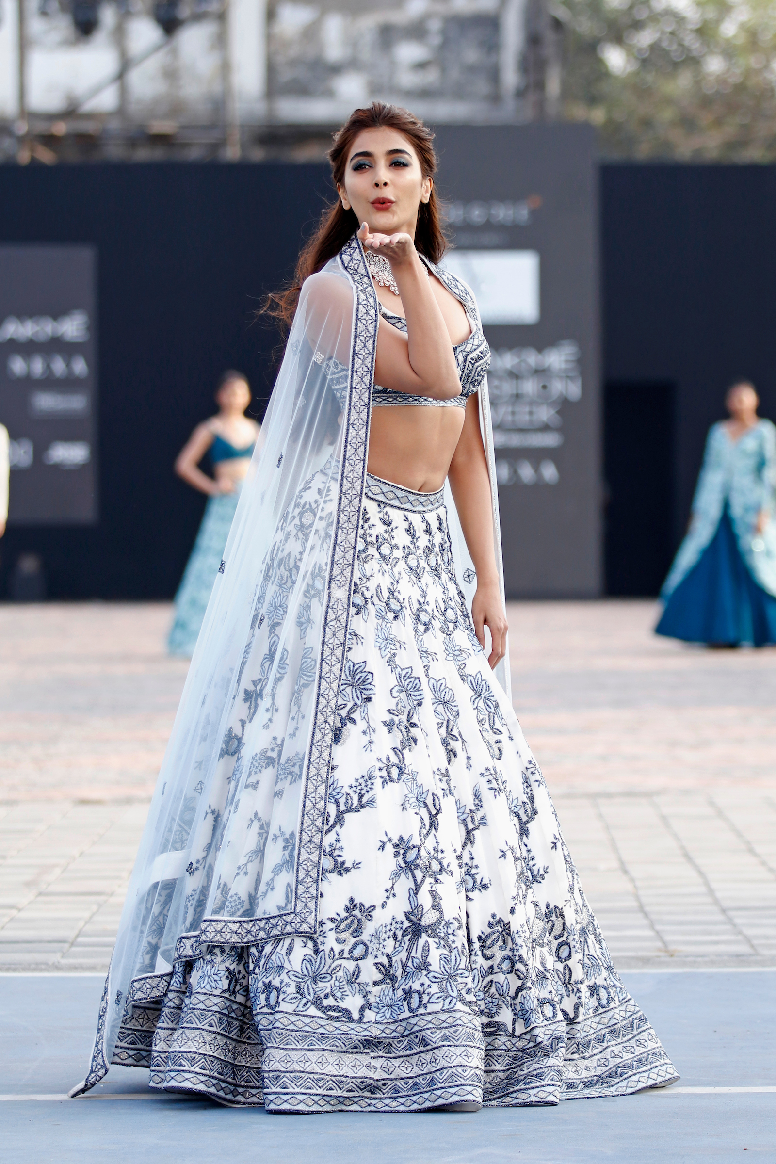 Get Sneak Peek And Great Styling Ideas From The Collection Showcased At  Lakme Fashion Week 2021