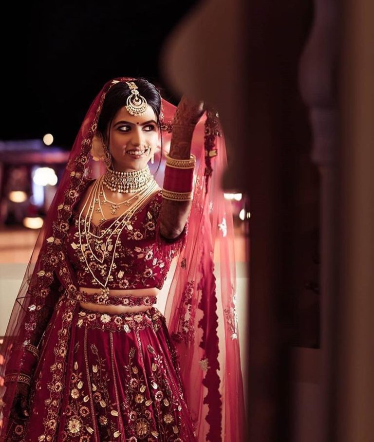 The Eternal Connection Of Red And Indian Brides! - Weddingplz Blog