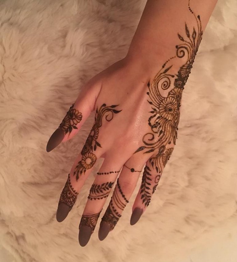 30 simple mehndi designs for hands step by step (images) - Tuko.co.ke