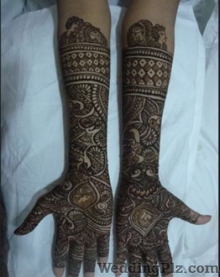 My favourite design for my first post, simple and elegant #mehndi #hen... |  TikTok