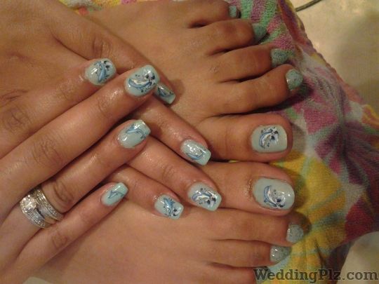 Gel nail extension in Ludhiana – Nicelocal.in