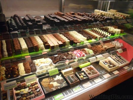 imported chocolate shop in delhi